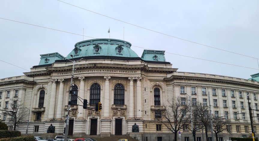 Ректорите настояват ВУЗ-овете сами да решават за присъственото обучение