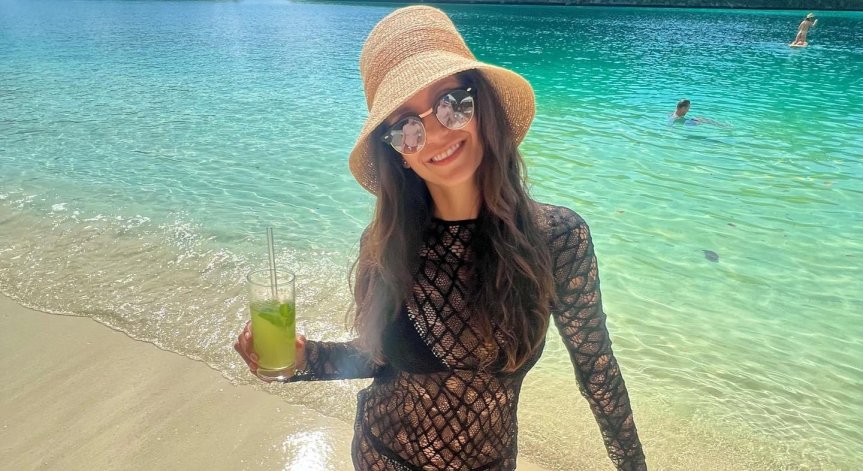 Нина Добрев се отдаде на безкрайна ваканция - ето къде е този път