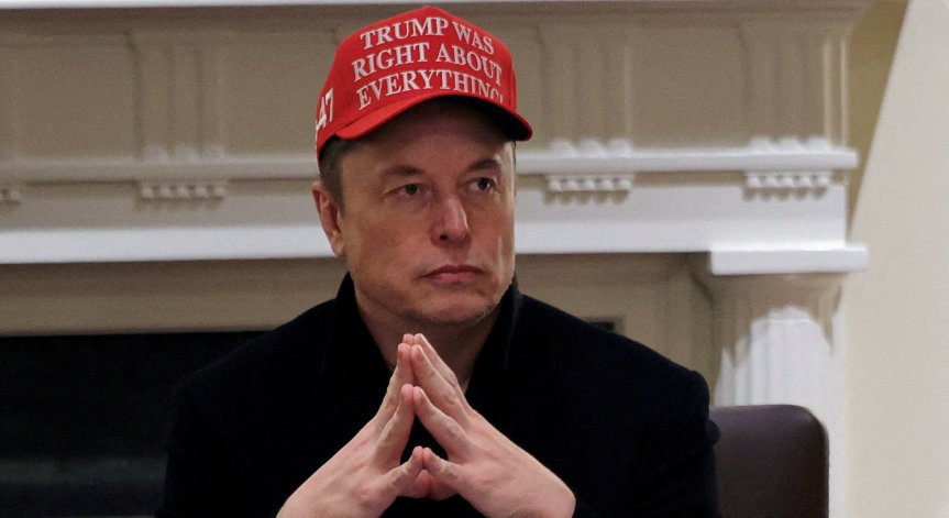 Уолстрийт не прие добре политическите дейности на Мъск.