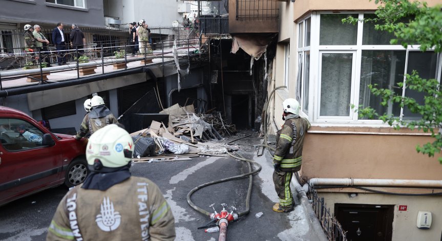 Експлозия на газова бутилка причинила трагедията в блок в Истанбул
