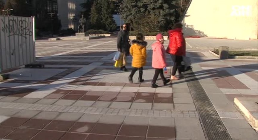 Забраняват внасяне на бутилирана вода в детските градини в Благоевград?