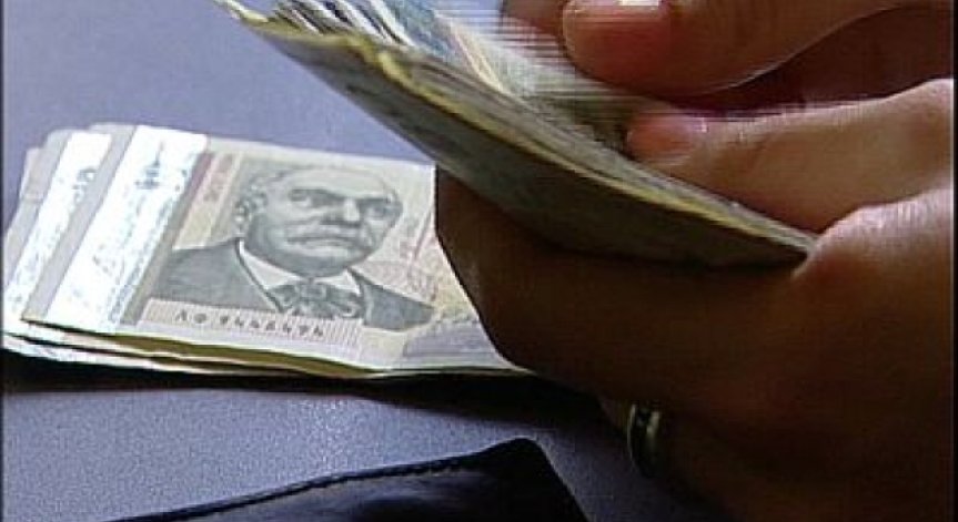 Около 1 235 000 пенсионери ще получат коледни добавки 