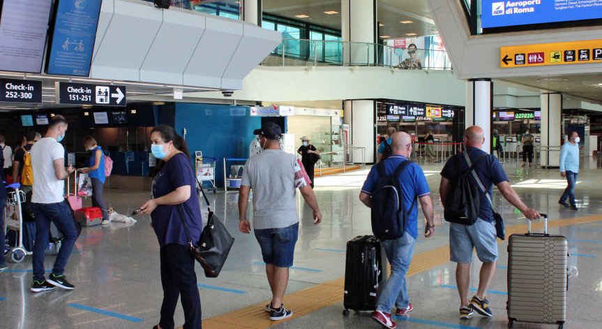 Ковид-19 и как ще пътуваме - интерактивна карта по държави