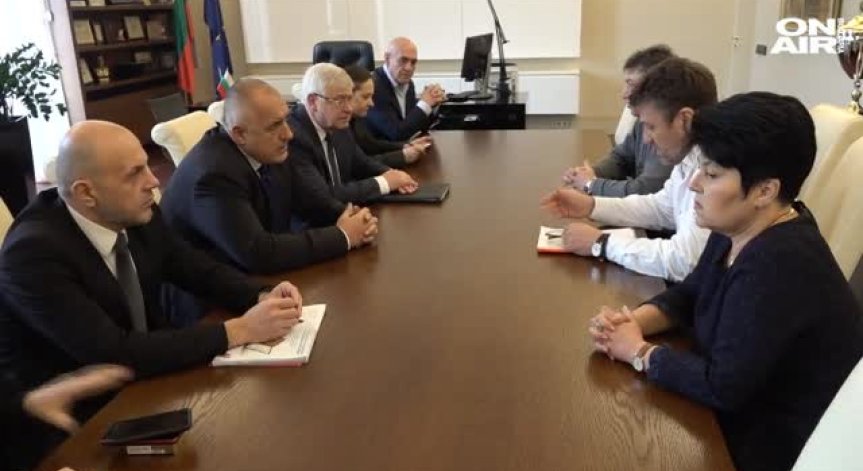 МЗ трябва днес да представи конкретни решения на проблемите в здравеопазването