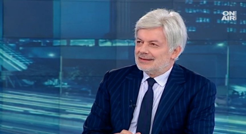 Валентин Михов зове за обединение в политиката и футбола