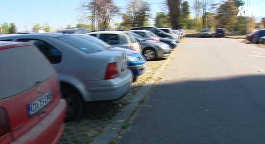 Столичната община с нови мерки срещу изоставените автомобили