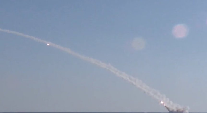 Руска подводница обстрелва Сирия