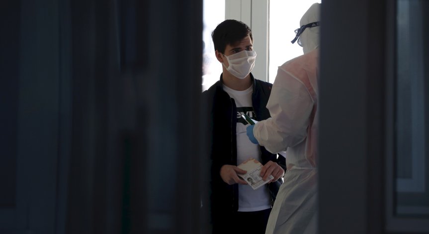 Правителството на Литва преустановява действието на ваксинационните паспорти