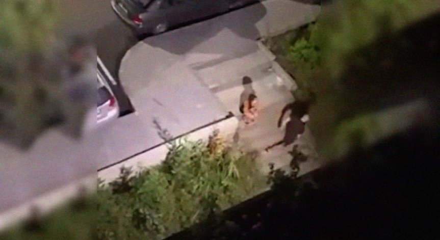 Полицията в Бургас се сезира след клип с унизително отношение към момиче