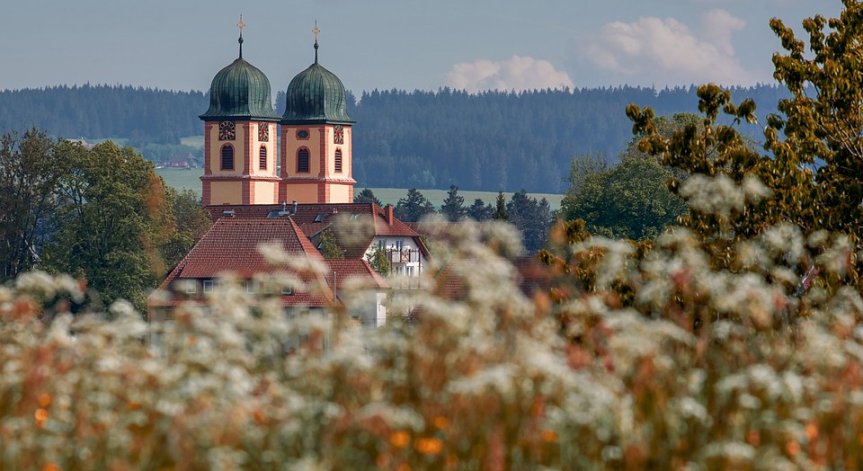 Черногорският премиер с 
