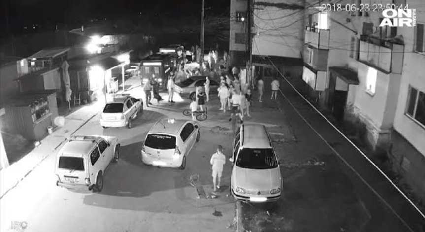 Трима от задържаните в Ботевград роми остават в ареста