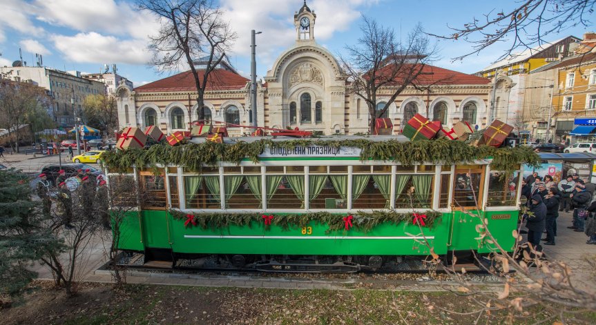 Празнично разписание на 24, 25 и 26 декември.