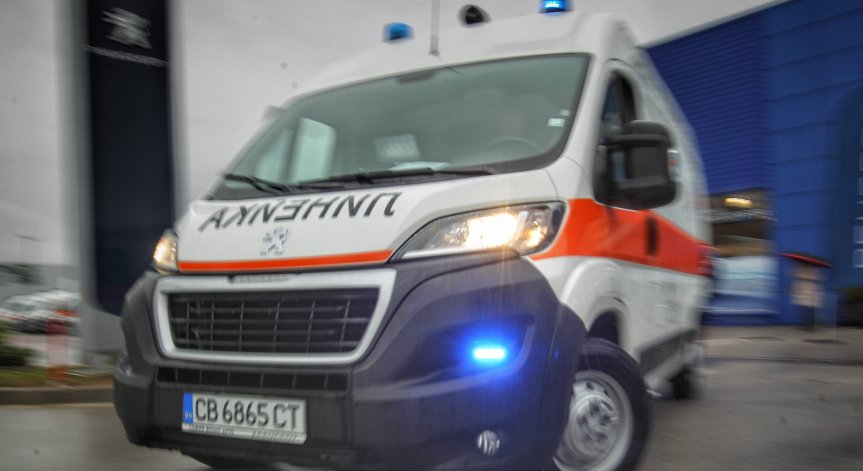 Файтон блъсна жена в заведение за бързо хранене в Созопол