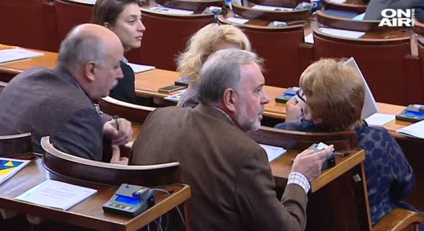 Предложение от ГЕРБ: Бистришките баби да посрещат евроделегатите