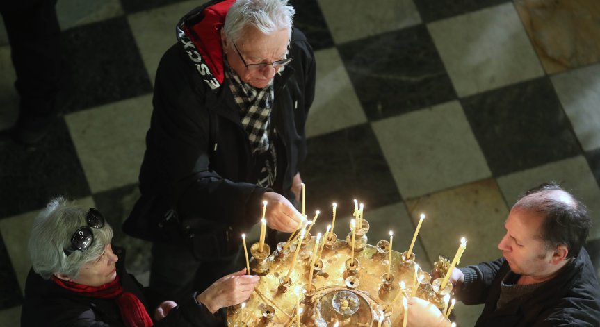 Църквата почита паметта на Св. Фотий - имениците днес да почерпят