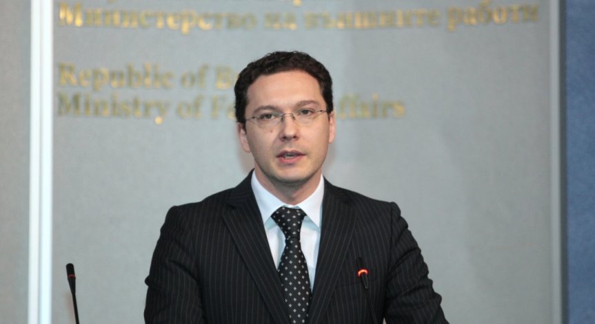 Даниел Митов: България трябва да се превърне в просперираща държава