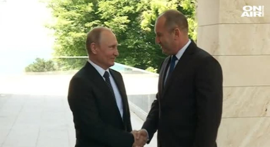 По стъпките на Радев: Бойко Борисов гостува на Путин до дни