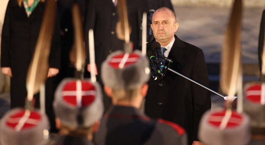 Президентът Радев: От 3 март започва нашата държава, вечна слава на героите!