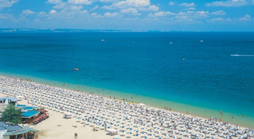 Търговете за отдаване на плаж ще могат да се спечелят с евтини чадъри