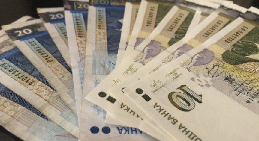 От догодина: 610 лева минималната работна заплата 
