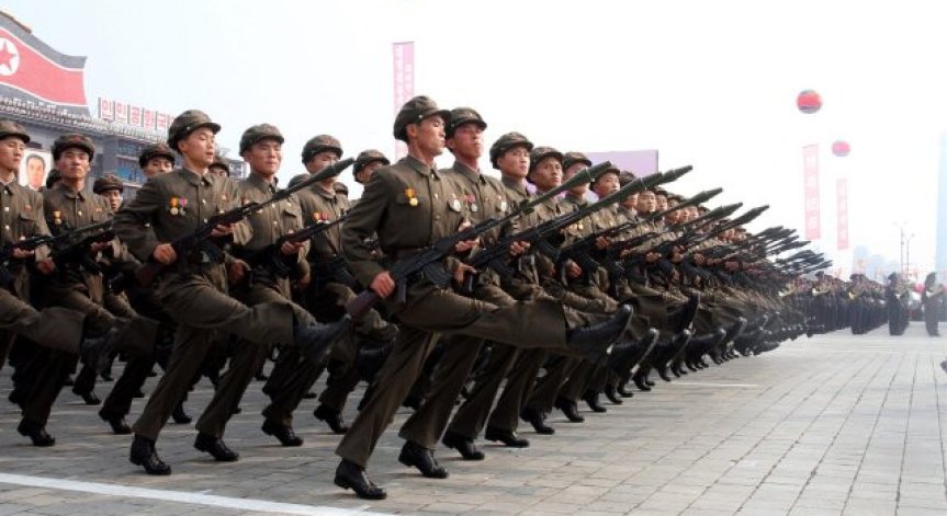 Севернокорейските военнослужещи са пристигнали в Русия миналия месец.