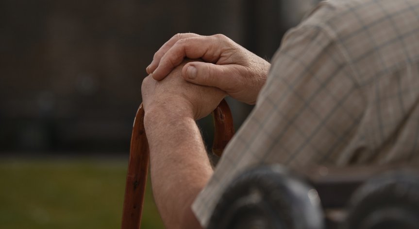 Жената е рецидивистка.