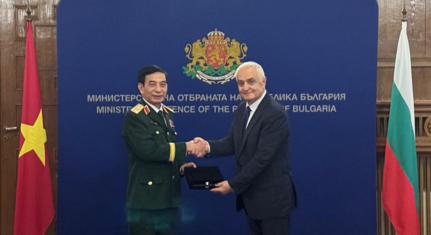 Как България и Виетнам могат да си сътрудничат в отбраната