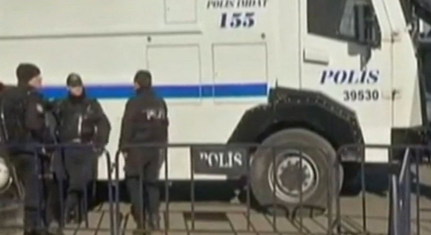 Турската полиция арестува журналисти, близки до Фетхуллах Гюлен