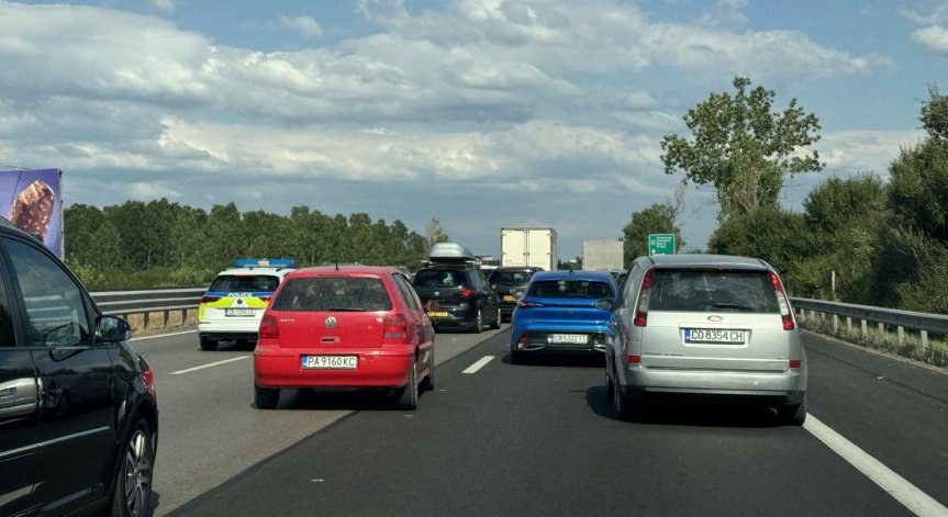 Работата ще бъде в аварийната лента.