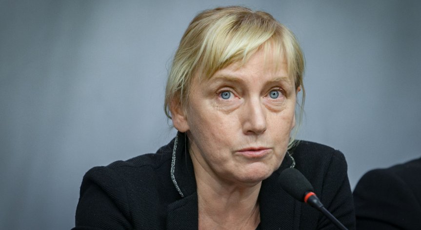 Елена Йончева: ЕК да заведе дело в Съда на ЕС заради блокирането на членството на България в Шенген