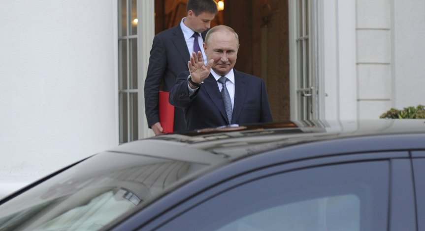 Ударили лимузината на Путин при опит за покушение?