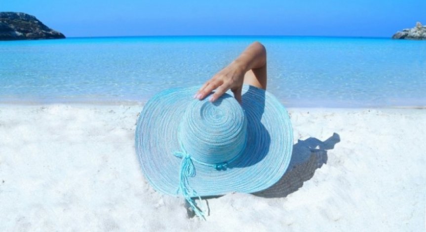 Ангелкова очаква с 5% повече туристи от Германия това лято