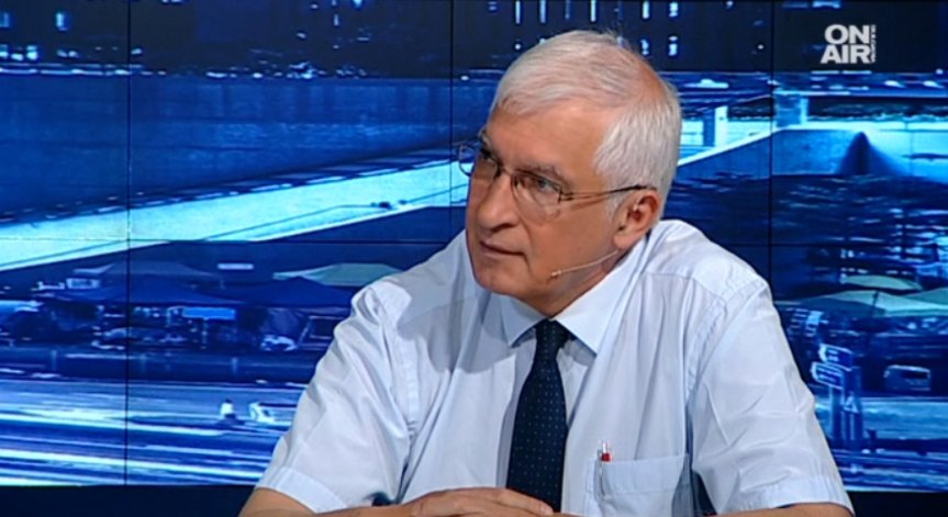 Икономист: С намаляване на ДДС-то крайният потребител пак ще остане ощетен