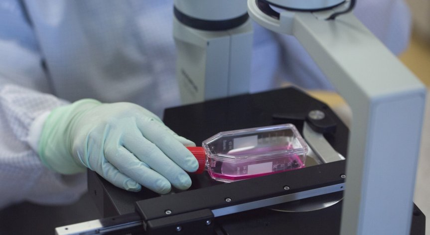 Половината руснаци се съмняват във ваксината 