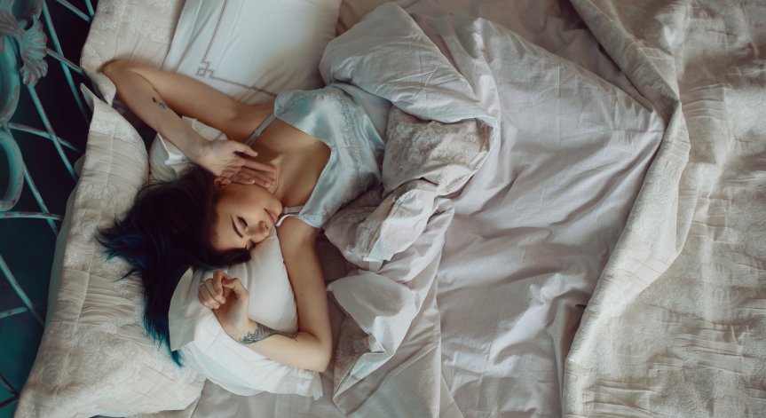 Спите ли правилно? Високостресови пози, които вредят на съня