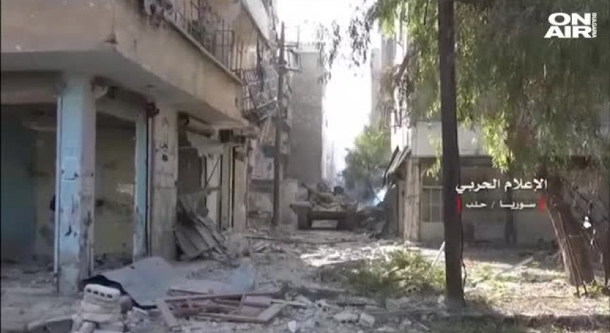 Възобновяват евакуацията на цивилни в Алепо
