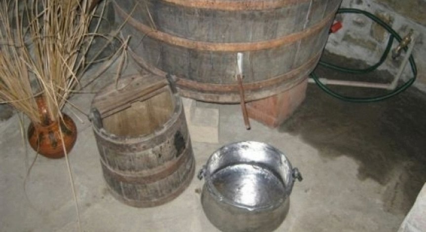 Четирима загинаха след употреба на некачествен алкохол