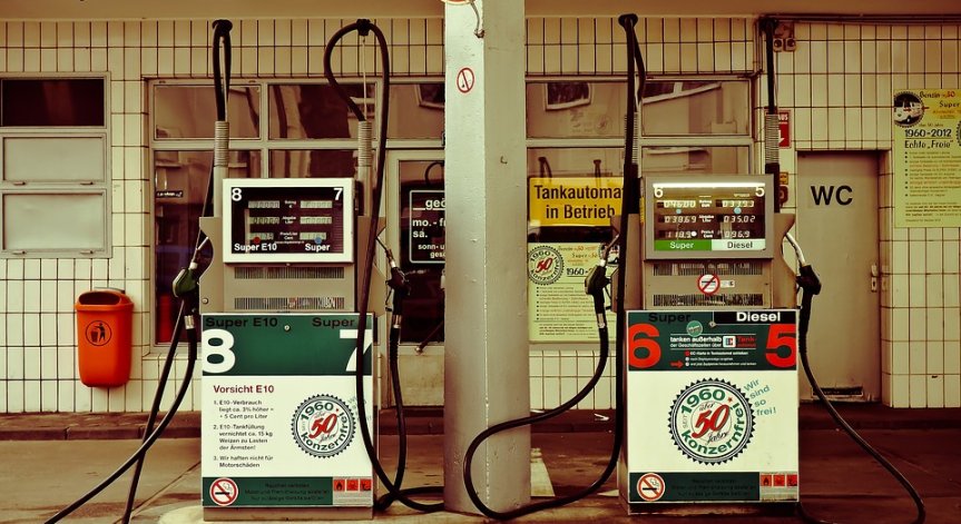 Китай настоява САЩ да се откажат от петролните санкции срещу Иран