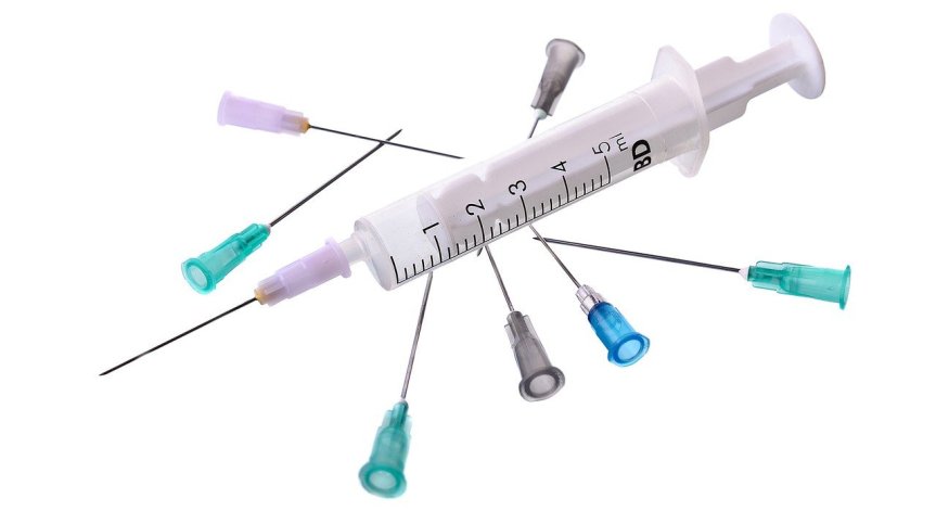 Медицинска сестра погрешно инжектира 6 дози Pfizer/BioNTech на италианка