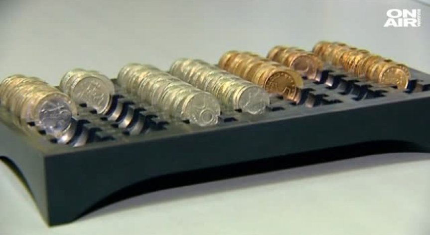 Евростат: Жените в ЕС са по-добре образовани от мъжете, но с по-ниски заплати