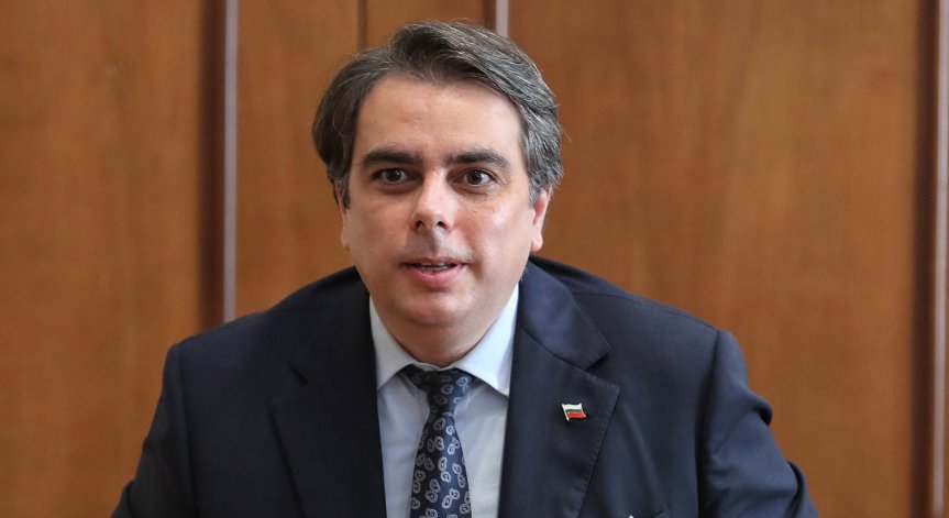 Асен Василев: Абсурдно е да не мога да гласувам, Хасково се управлява по безобразен начин