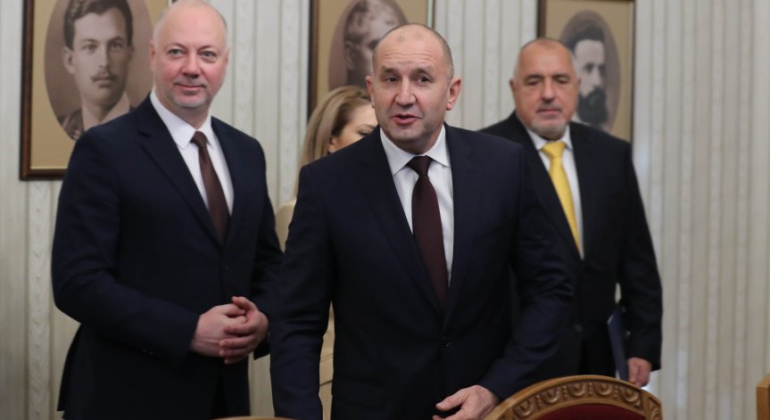 ДПС ще подкрепи правителство на ГЕРБ, БСП и ИТН.