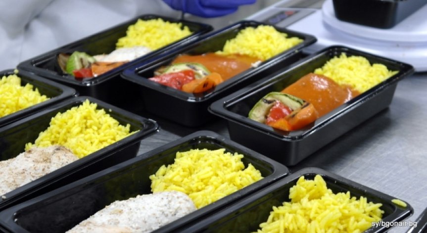 Смарт чиния абсорбира излишните калории от ястията