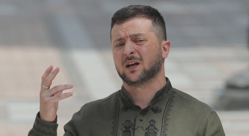 Украйна за подписаните от Путин закони за анексиране: Ще си върнем всичко 