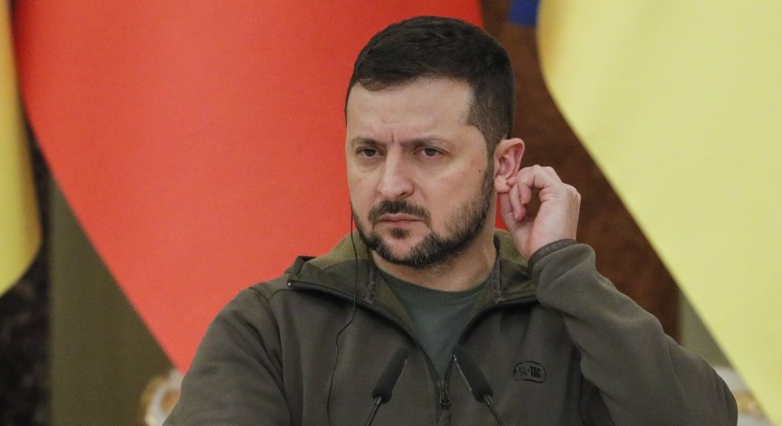 Зеленски: Русия унищожи 40% от енергийната структура на Украйна