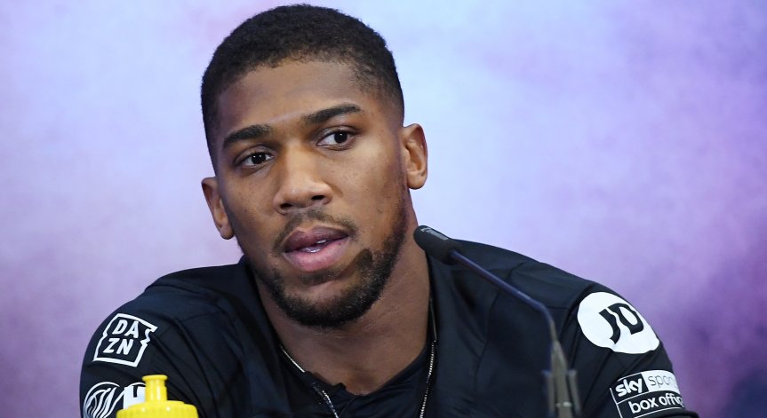 Джошуа в расистки скандал, не го искат в класацията 