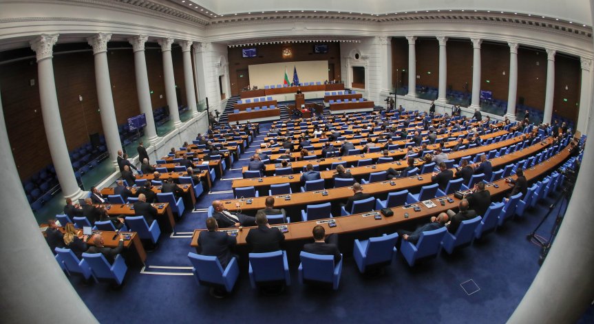 145 депутати подкрепиха ДОО.
