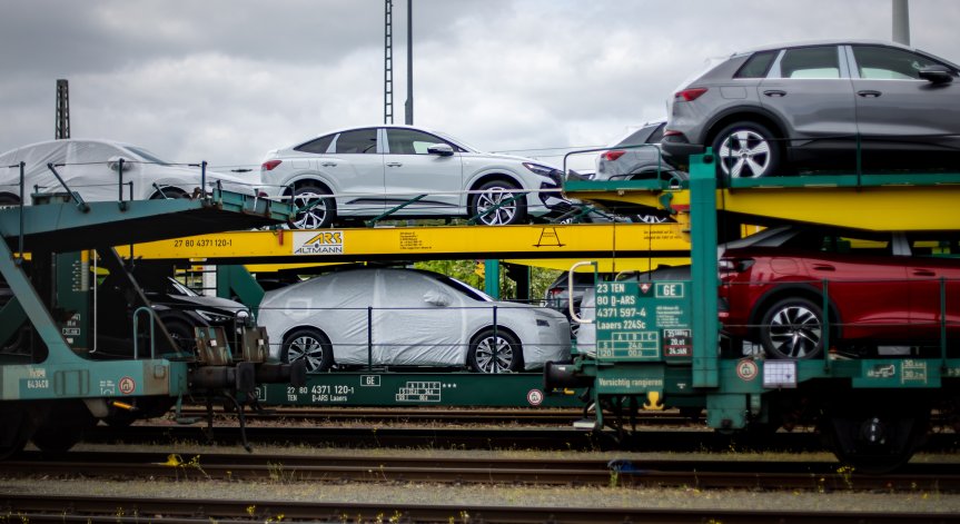 През юли са регистрирани 1 025 290 автомобила.