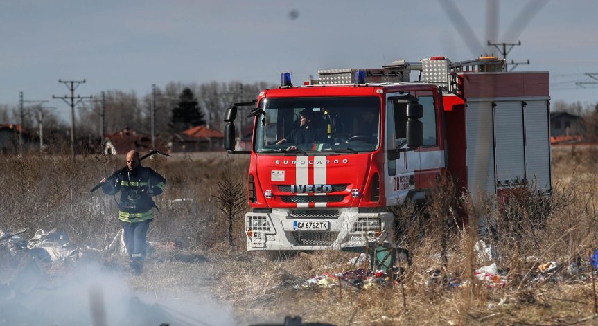 От началото на август всеки ден в региона има по няколко пожара в полето и планината.