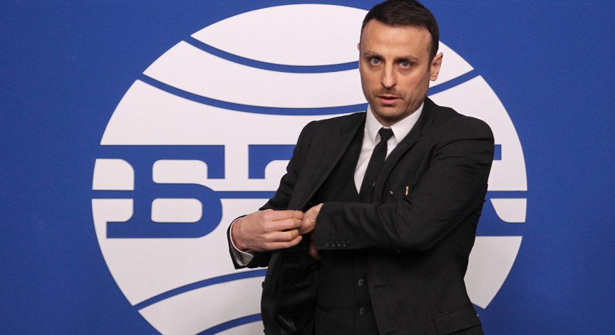 Бербатов подаде документи за вписване като президент на БФС